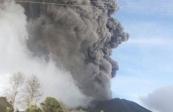 Magma del volcán Turrialba asciende a 10 kilómetros de profundidad