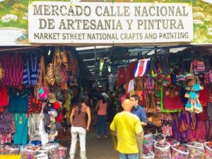 Artesanos piden mejorar espacios en nuevo mercado para trasladarse