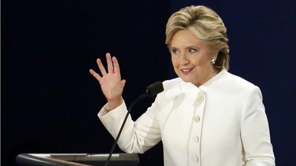 Una Hillary Clinton optimista intentará ganar también la batalla parlamentaria