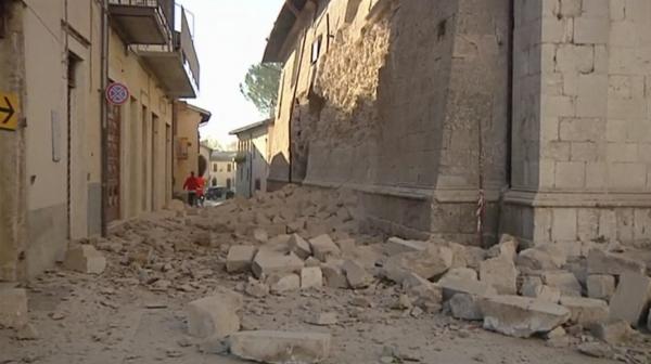 Fuerte terremoto en el centro de Italia