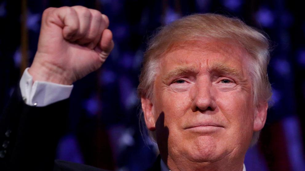 Trump matiza discurso incendiario tras sorprender al mundo con triunfo en EE.UU.