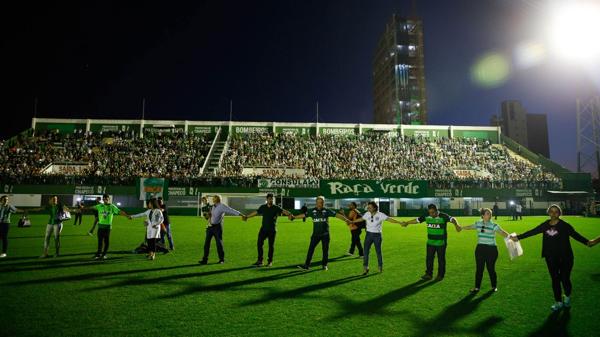 Chapecoense quiere despedir a víctimas de la tragedia con velorio colectivo en su estadio