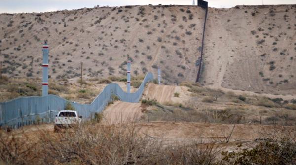 Una cementera mexicana se ofreció para construir el muro que prometió Donald Trump