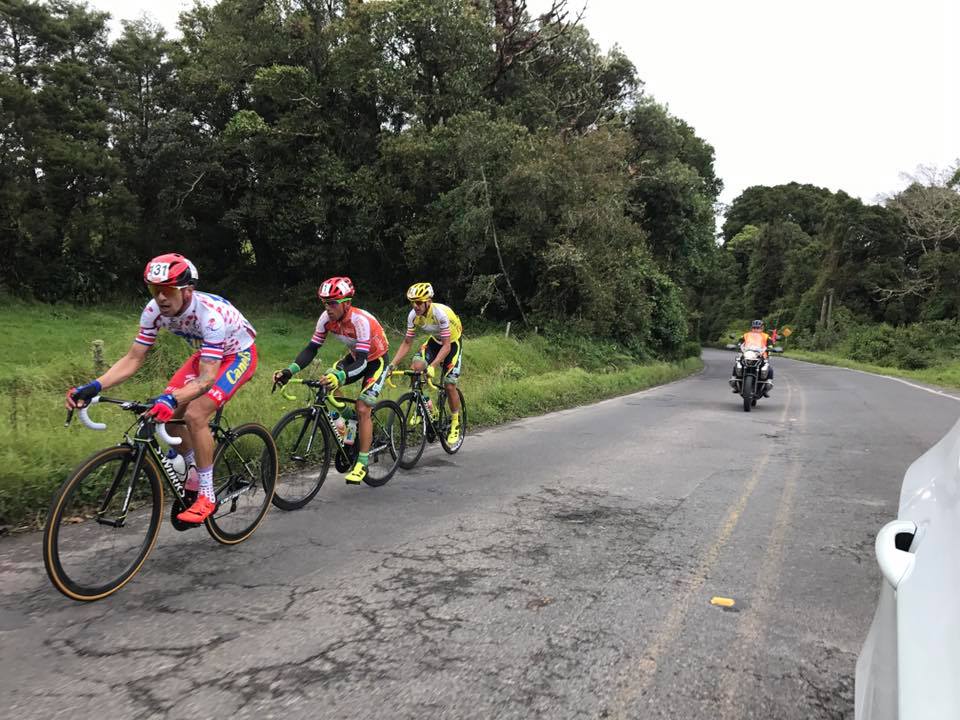 Elías Vega se dejó la etapa 8 de la Vuelta Costa Rica