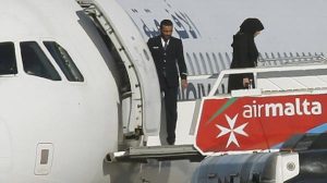 Los secuestradores del avión de Afriqiyah Airways en Malta pidieron asilo y se rindieron