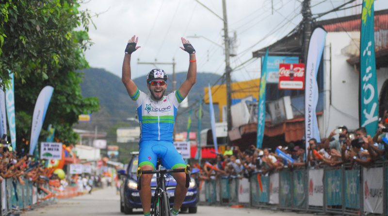 Daniel Jara se deja la primera etapa de la Vuelta a Costa Rica