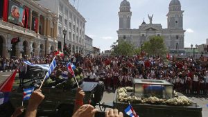 Concluyen actos fúnebres por Fidel Castro con inhumación de sus cenizas en Santa Ifigenia