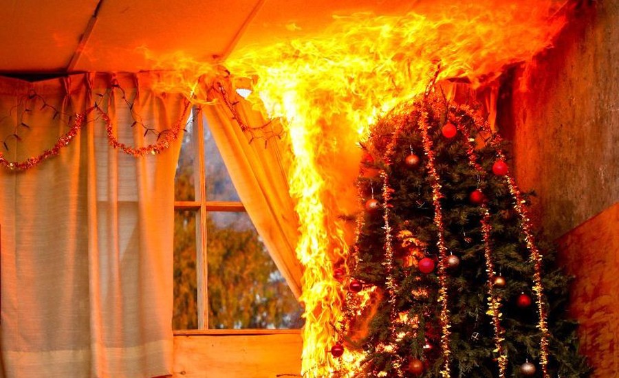 Bomberos atienden un incendio cada siete horas durante diciembre