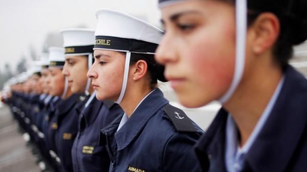 Escándalo en Chile: marinos colocaron cámaras en los camarotes para espiar a sus compañeras