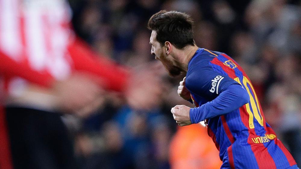 (Vídeo) Golazo de tiro libre de Messi le da la victoria en tiempo extra al Barcelona