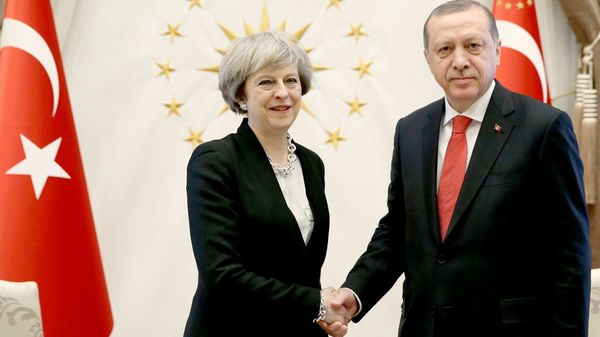 Reino Unido y Turquía crearán un grupo de trabajo sobre el comercio tras el Brexit