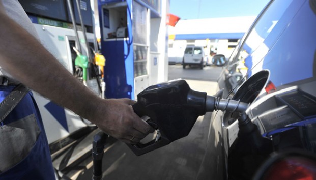 Gasolineros prevén alzas en combustibles en próximos dos meses