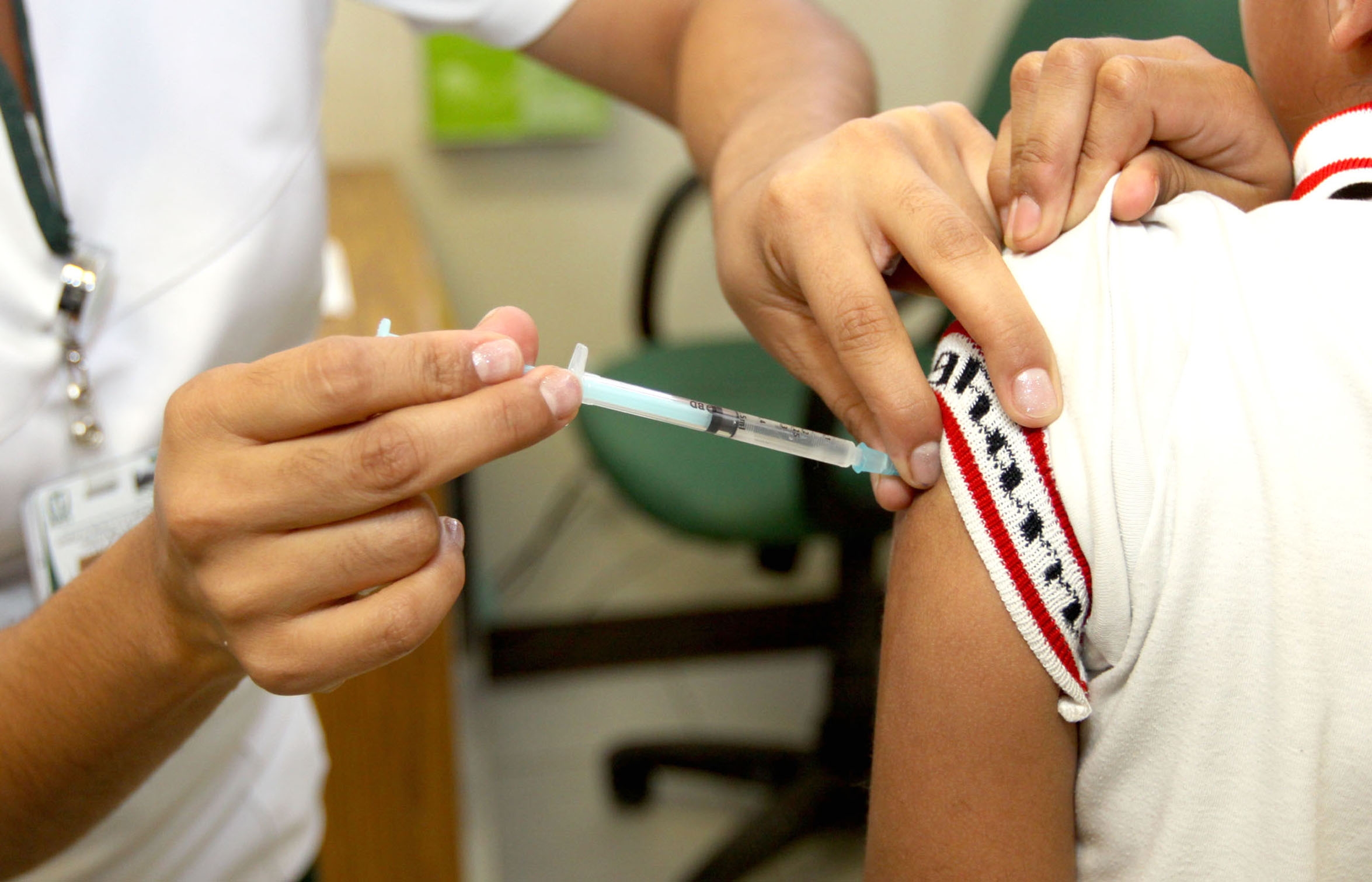CCSS urge a padres de familia mantener al día vacunación de sus hijos ante regreso a clases