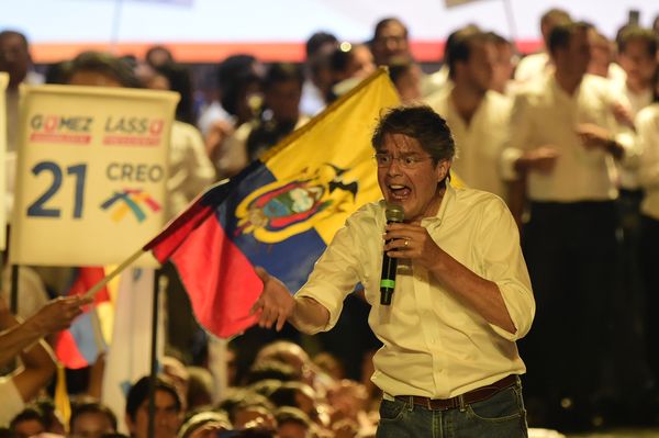 Elecciones en Ecuador: la oposición teme fraude y llama a estar «vigilantes en el conteo de votos»