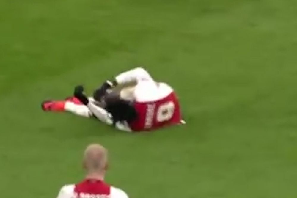 (Vídeo) La jugada que indigna a Europa: la trampa de un futbolista del Ajax