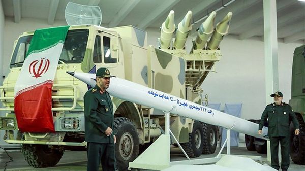 Otra provocación de Irán: en medio de las tensiones, presentó cinco armas nuevas