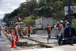 Autoridades hallan cartuchos de dinamita bajo el puente “la platina”