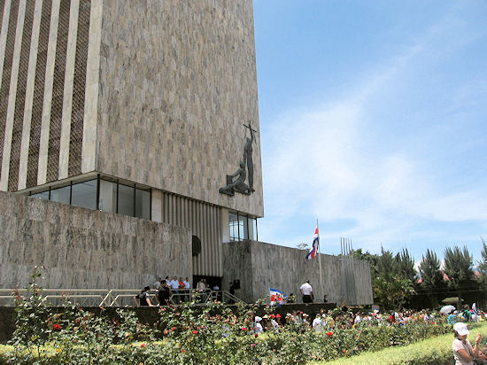 Sala IV rechaza acción de Otto Guevara contra Ley para combatir el fraude fiscal