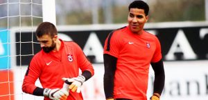 Esteban Alvarado no descarta salir del Trabzonspor a final de temporada