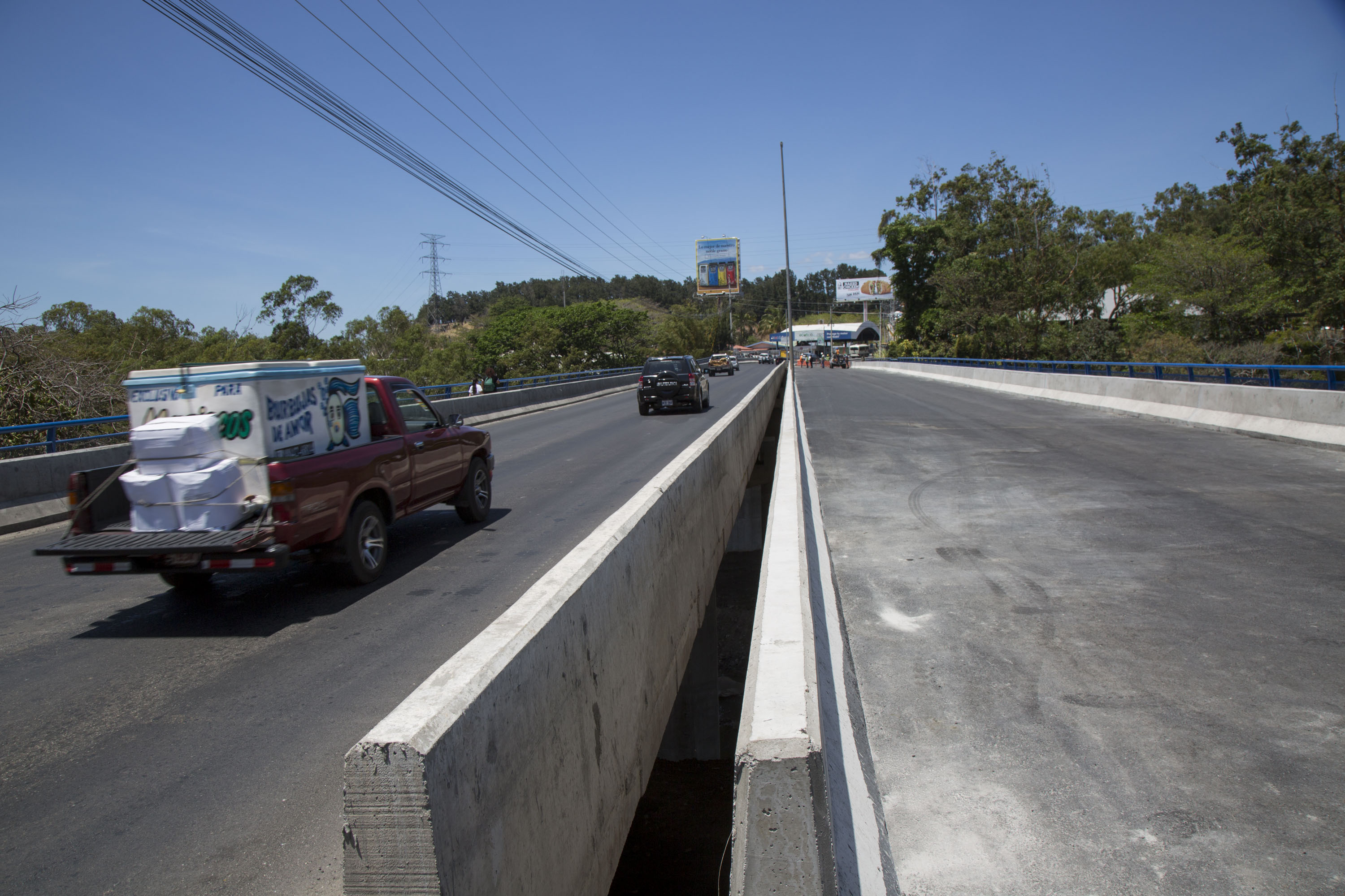 Mopt habilitó paso a cuatro carriles en puente entre Pozuelo y Jardines del Recuerdo