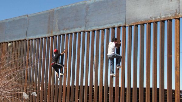 Bajaron un 40% las detenciones en la frontera con México