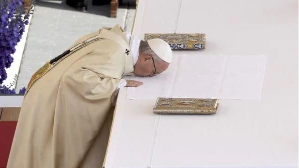 El papa Francisco imploró por la paz en Siria, donde reinan el «horror y la muerte»