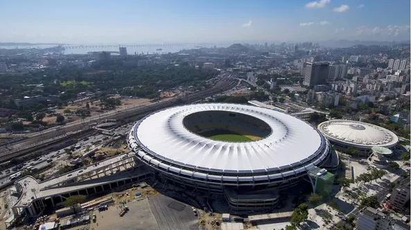 La mitad de los estadios del Mundial de Brasil fueron construidos con sobrecostos para desviar dinero