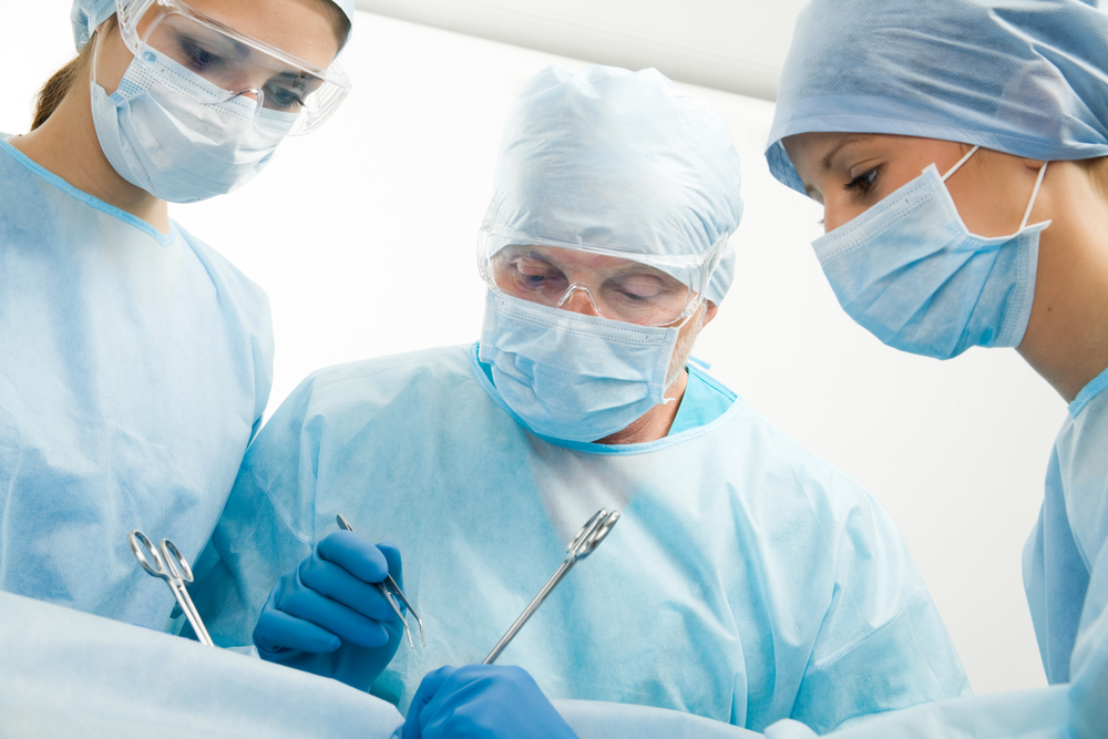 CCSS aumentará procedimientos y cirugías en horario vespertino