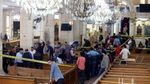 Doble atentado de ISIS contra iglesias cristianas en Egipto: al menos 33 muertos y 77 heridos
