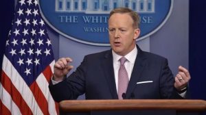 Sean Spicer: «El objetivo del bombardeo en Afganistán fue un sistema de túneles de ISIS y no hubo víctimas civiles»