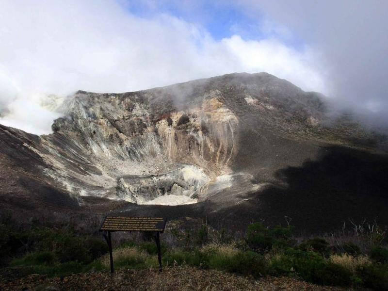 Cinco volcanes representan un riesgo para el sistema eléctrico nacional