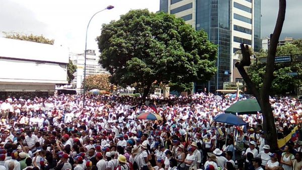 Venezolanos a las calles para recordar a víctimas de la represión chavista
