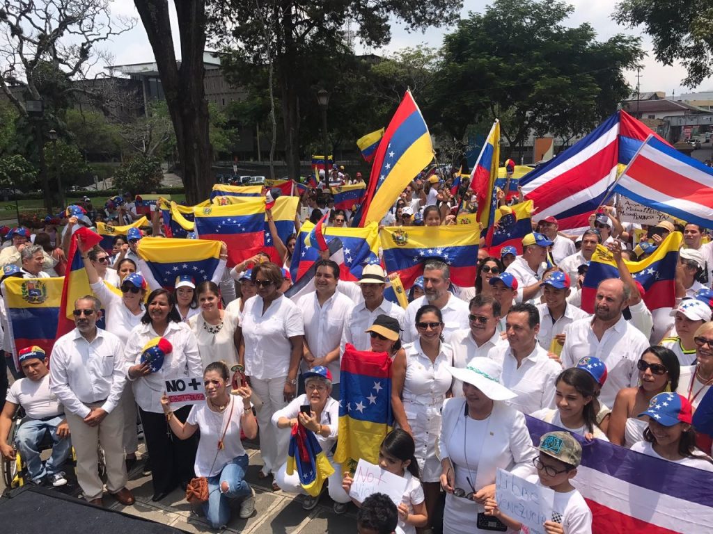 Venezolanos en Costa Rica pedirán al canciller ayuda para crear canal humanitario