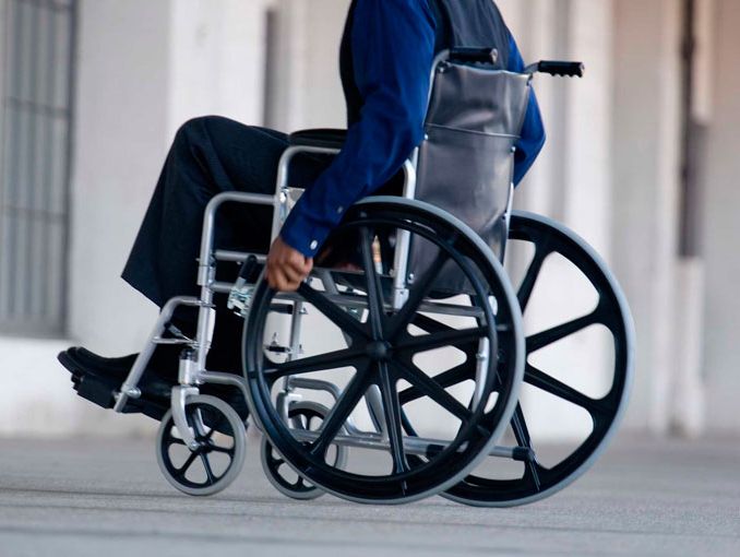 Poco acceso a servicios y ayudas sociales prolonga discriminación de personas discapacitadas