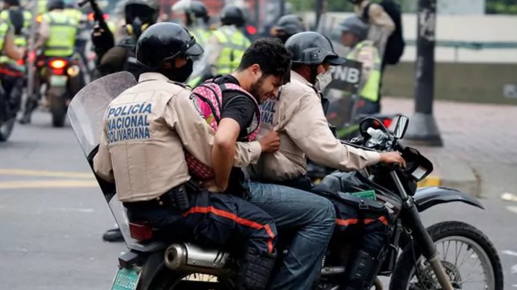 Foro Penal Venezolano denunció más de 2.800 detenciones en protestas contra chavismo