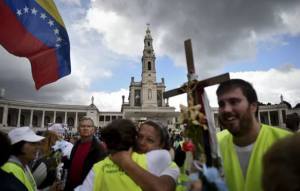 Venezolanos llegaron a Fátima para pedir a la Virgen el «milagro» de la paz