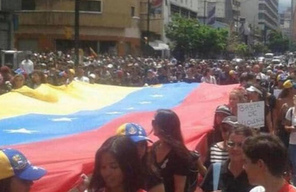 Venezolanos marchan en homenaje a Miguel Castillo, la víctima 50 de la represión chavista en menos de dos meses