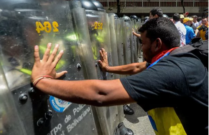 Trump comparó al régimen chavista con el castrista y exigió «libertad» en Venezuela
