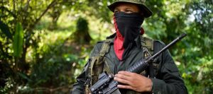 El grupo terrorista ELN anunció que liberará a los periodistas holandeses que secuestró en Colombia