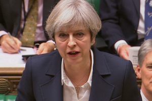 Theresa May pidió perdón por la gestión de la tragedia de Grenfell