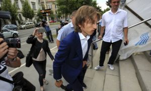 Fiscalía croata investiga a Luka Modric por presunto falso testimonio en juicio