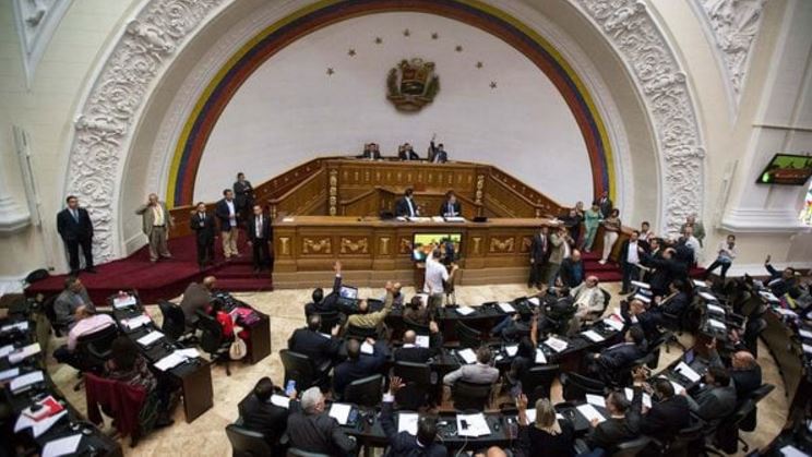 Los diputados opositores venezolanos llevan un año sin cobrar sus salarios