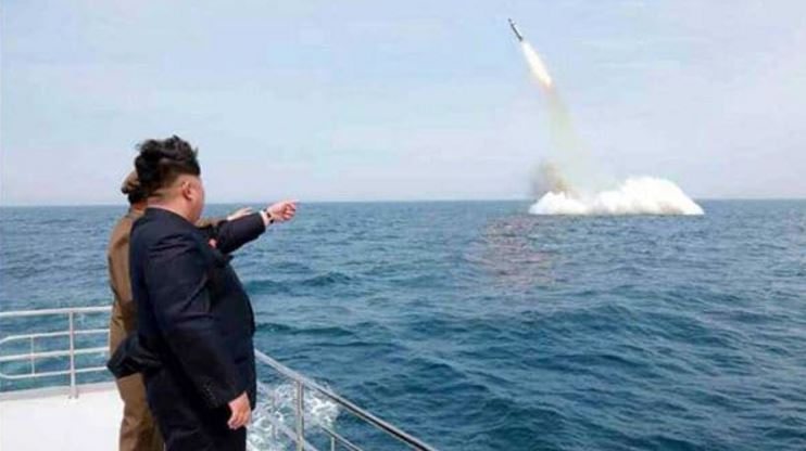 El régimen de Corea del Norte lanzó un misil no identificado