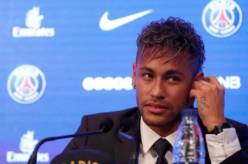 «Nunca he estado motivado por el dinero, busco mi felicidad» Neymar fue presentado en el PSG