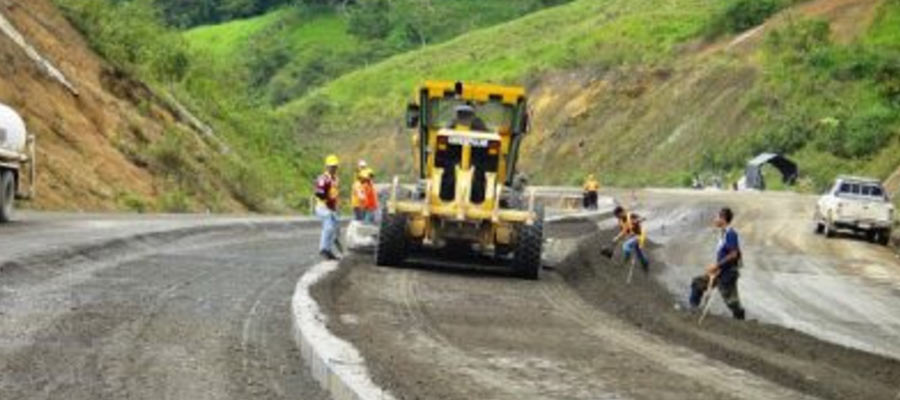 MOPT tardará dos semanas en proponer solución a deslizamiento en nueva ruta a San Carlos