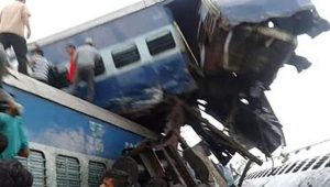 Al menos 23 muertos y 64 heridos por el descarrilamiento de un tren en la India