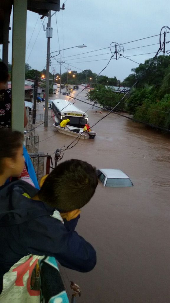 Presidente Luis Guillermo Solís sobre intensas lluvias: «Ha sido una noche terrible»