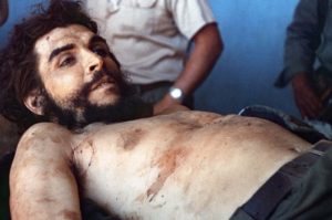 Ex agente de la CIA revela las últimas palabras del Che antes de ser ejecutado