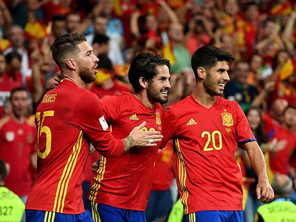 España clasificó al Mundial de Rusia mientras que Italia se complica