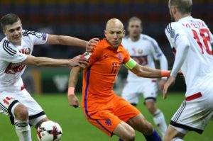 Holanda debe golear a Suecia o se queda sin Mundial